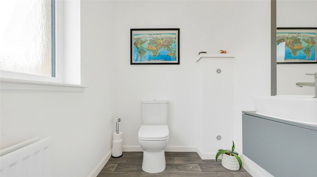 Additional image 12 of 5 bed detached house for saleBeech Path, East Calder, Livingston, West Lothian EH53