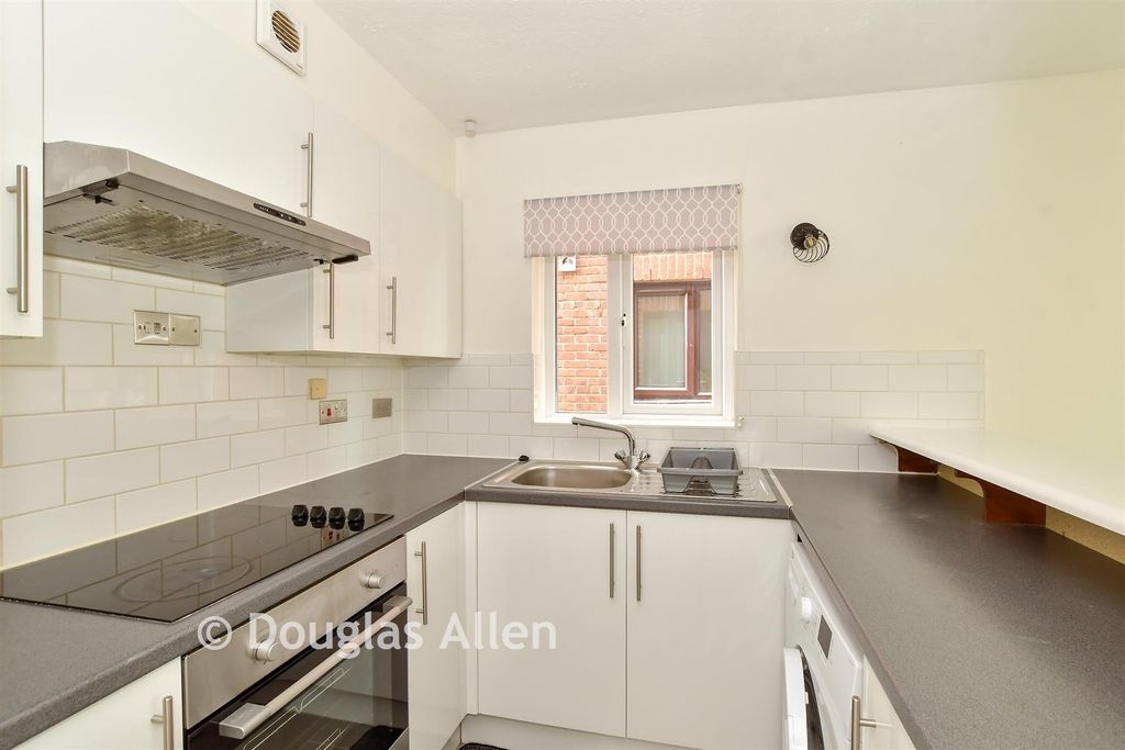 Property photo 2 of 13 Lounge/Diner/Kitchen