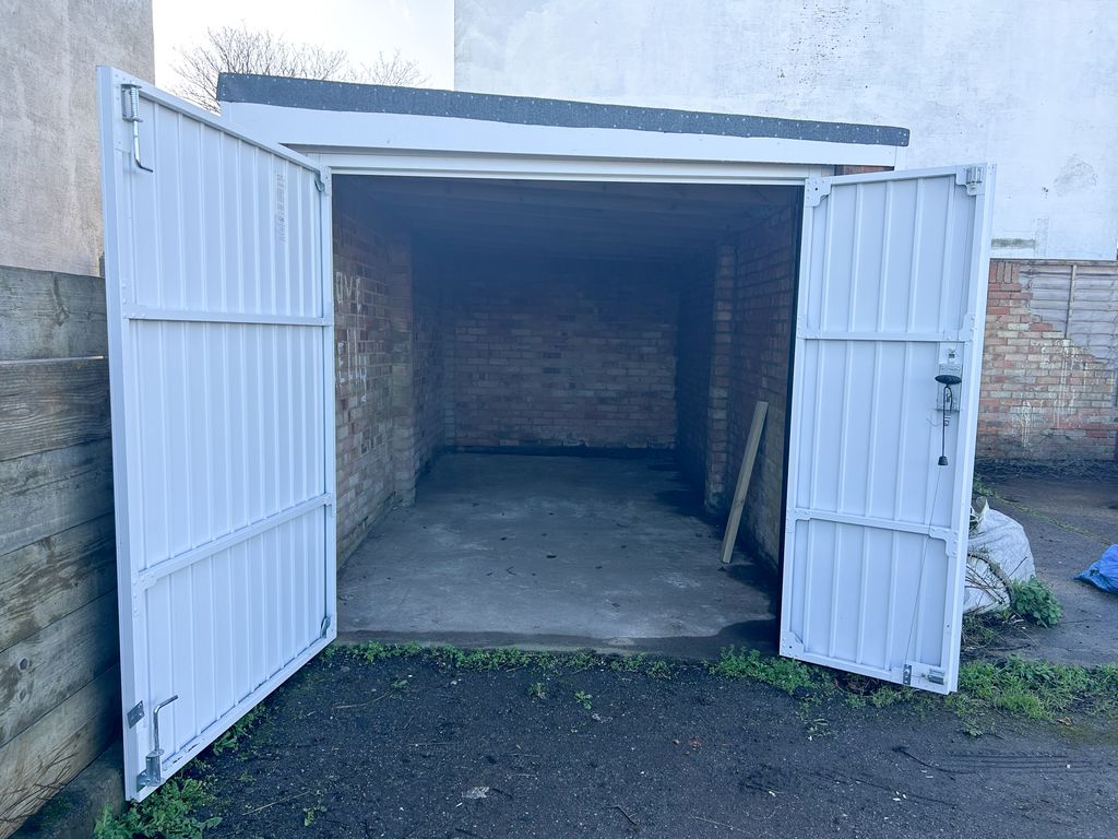 Property photo 2 of 2