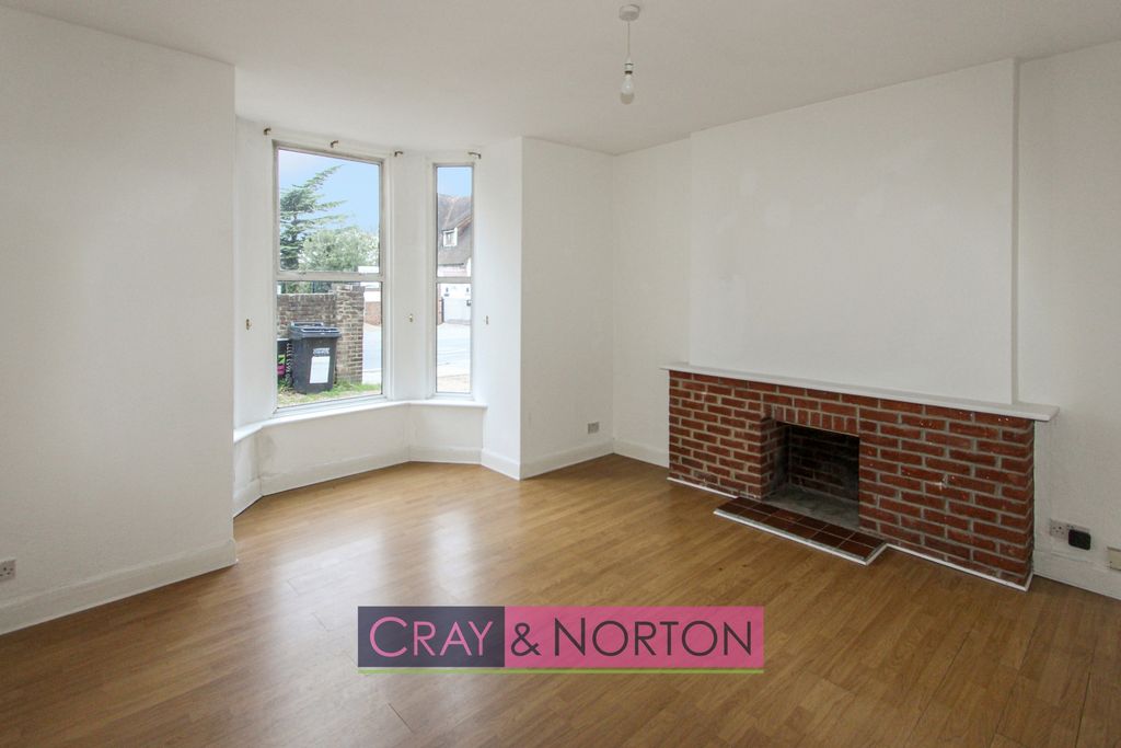 Property photo 2 of 5 Photo 3