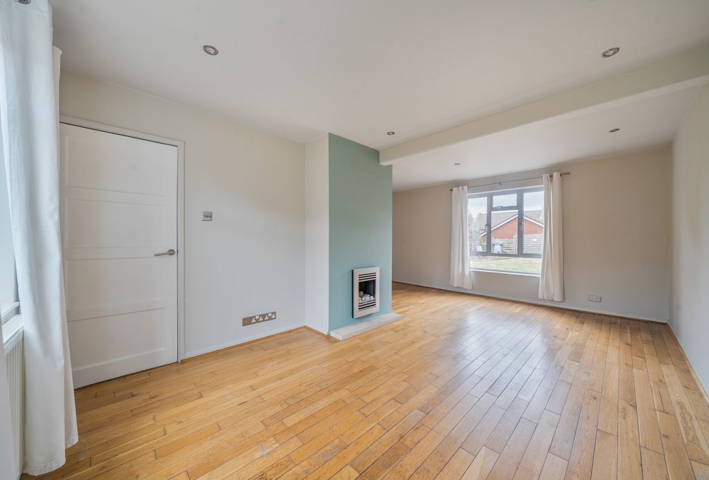 Property photo 3 of 20 1514683-13-6A981A...