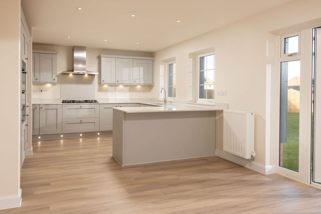 Property photo 3 of 10 Internal Kitchen