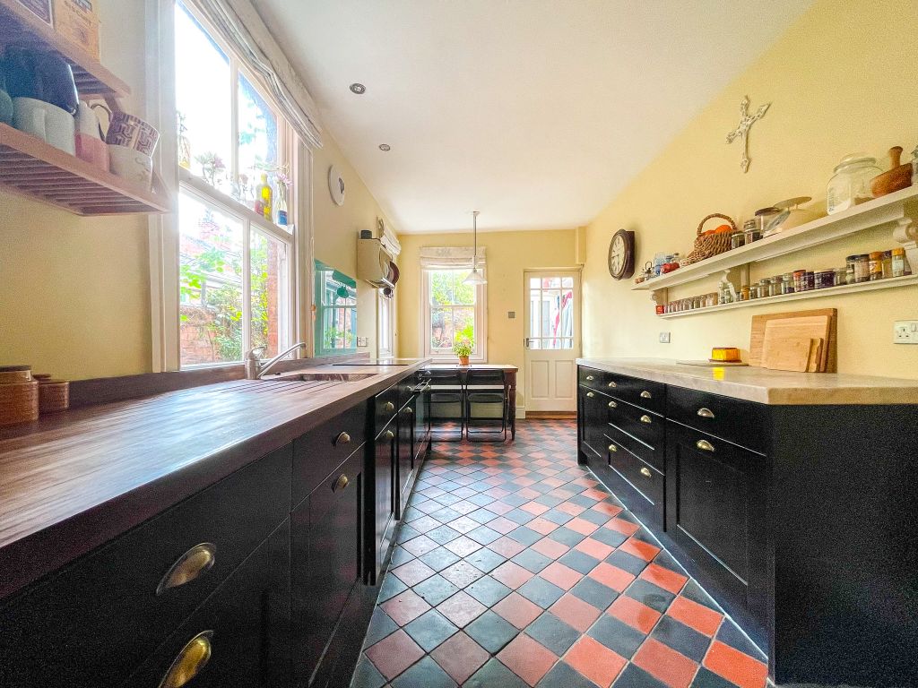 Property photo 3 of 37 37789_36_304846