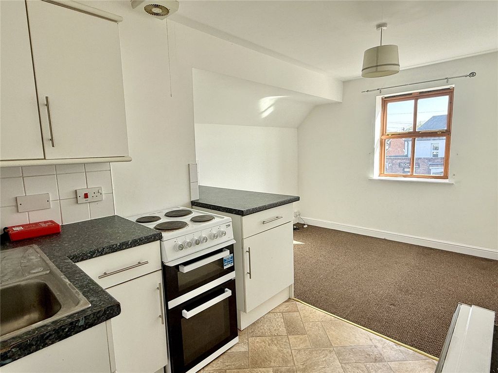 Property photo 2 of 6 Picture No. 07