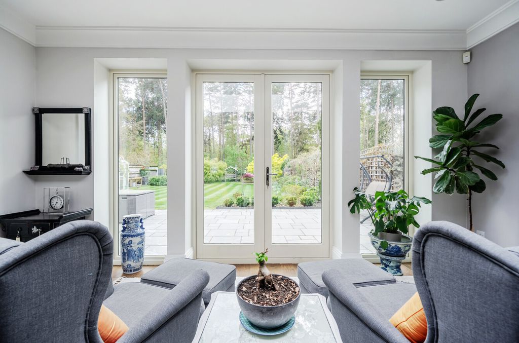 Additional image 7 of 6 bed detached house for saleWaterloo Road, Crowthorne, Berkshire RG45