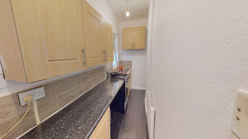 Property photo 2 of 6 42-Daisy-Street-03302026_154446