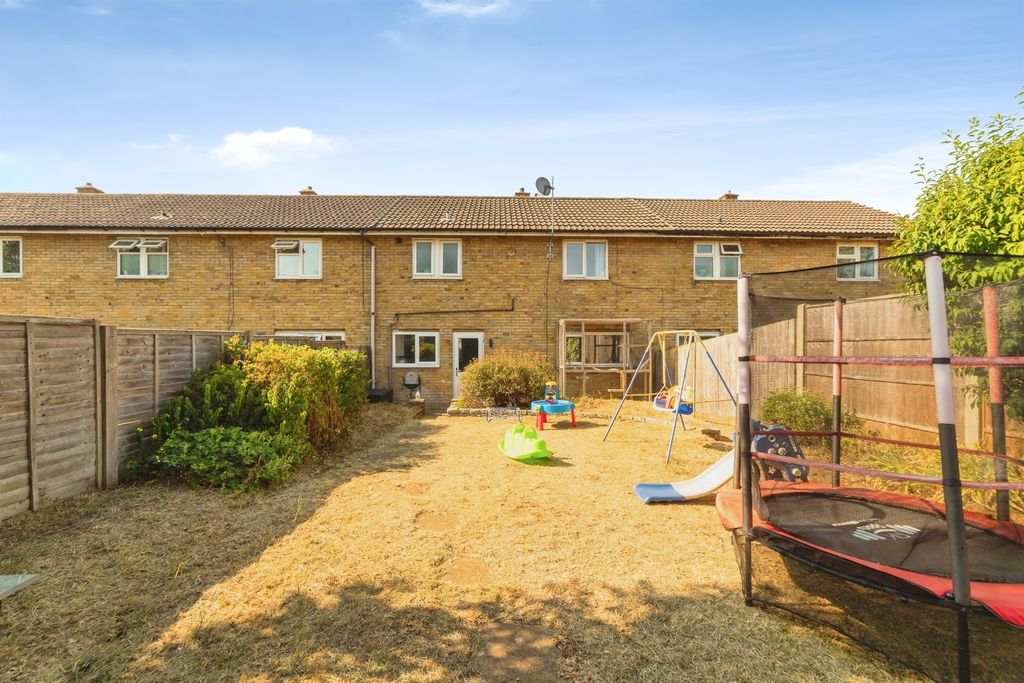 Property photo 2 of 18