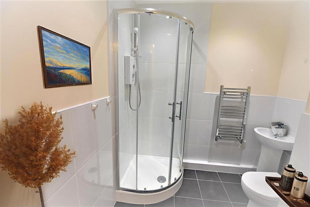 Property photo 3 of 3 4 - Bathroom - Standard - 2.Jpg