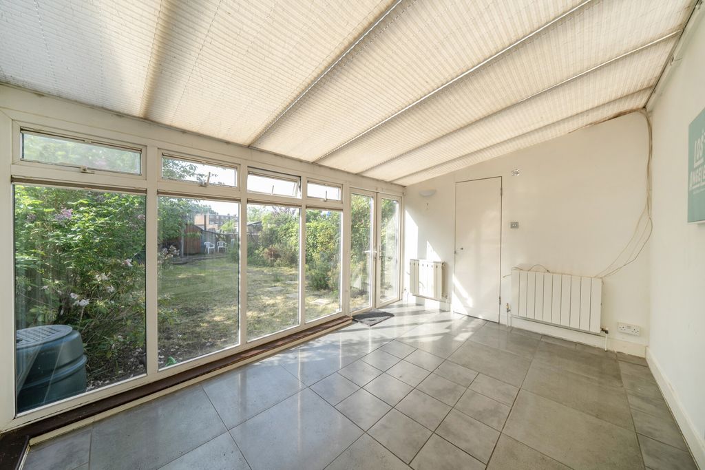 Property photo 3 of 20 1456024-4-69Fdba2...