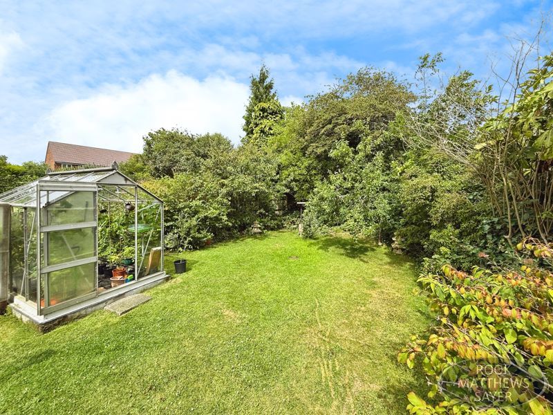 Property photo 2 of 12 Photo 9