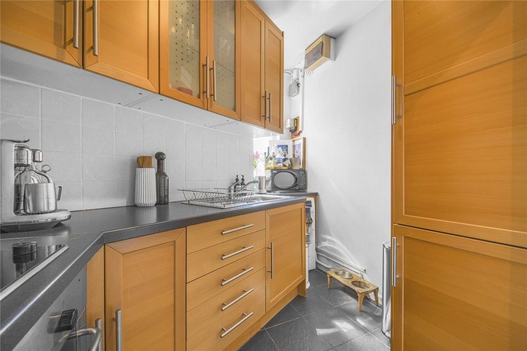 Property photo 2 of 11 Picture No. 26