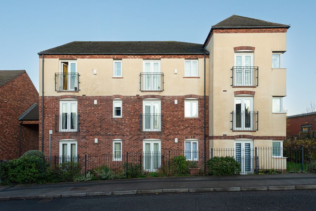 Property photo 1 of 15