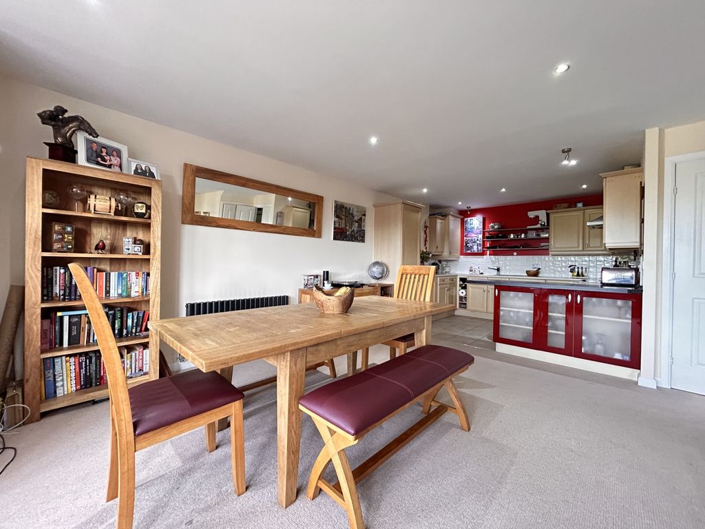 Property photo 3 of 21 Img_9804