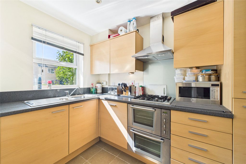 Property photo 3 of 10 Picture No. 05
