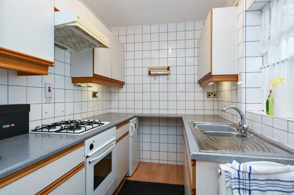 Property photo 2 of 22 Picture No. 10