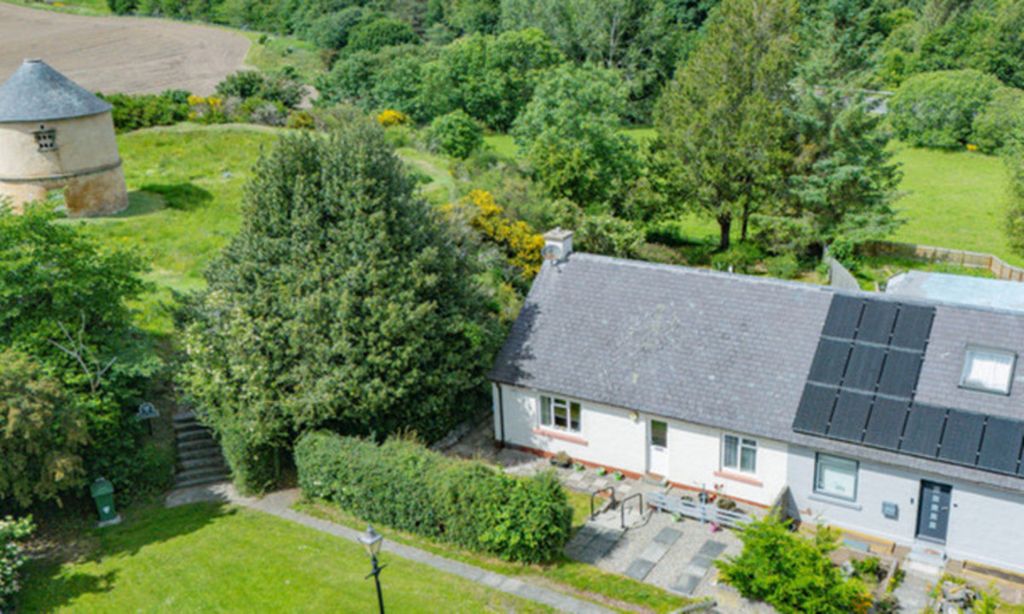 Property photo 1 of 29