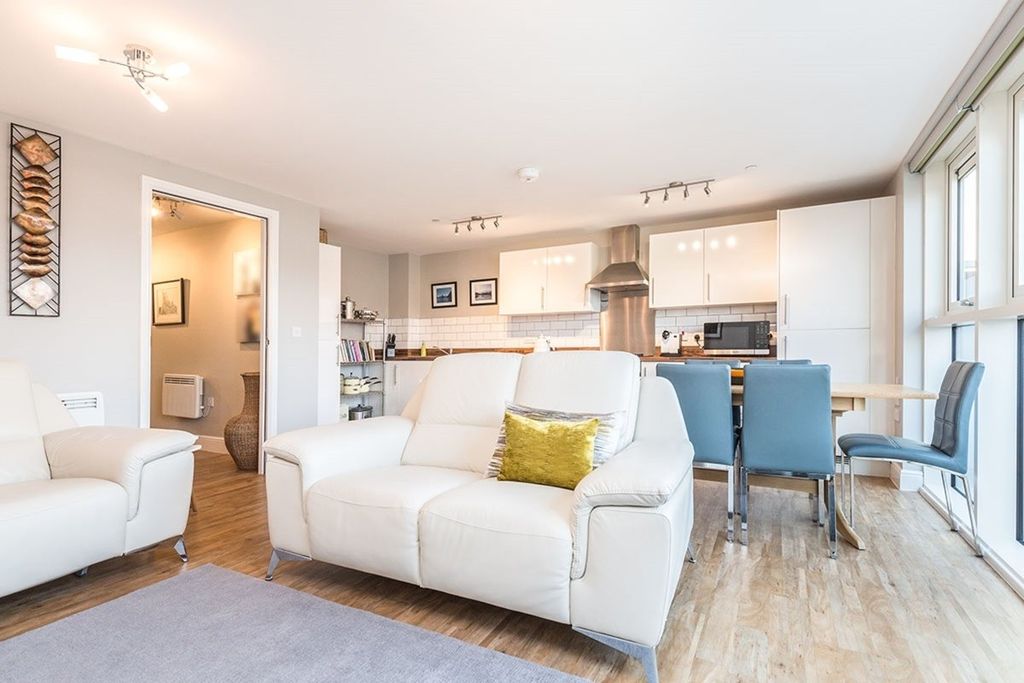 Additional image 5 of 3 bed flat for saleMizzen Court, Portishead, Bristol BS20