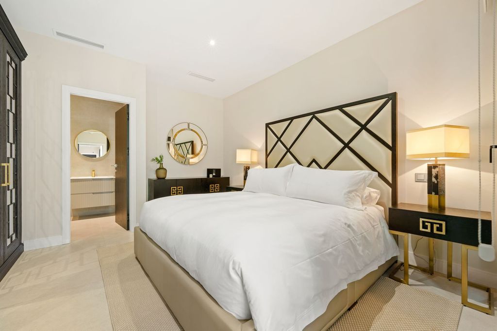 Property photo 3 of 50