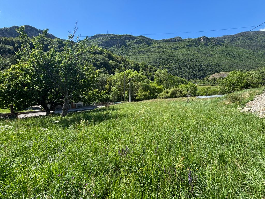 Property photo 1 of 3