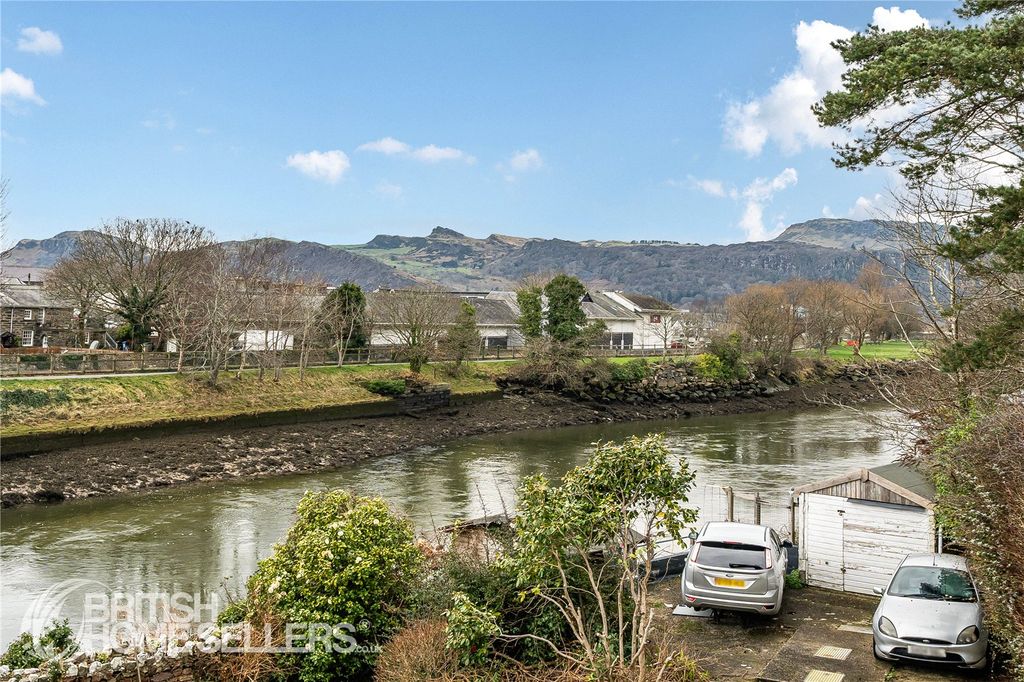 Additional image 15 of 4 bed terraced house for salePorthmadog, Gwynedd LL49