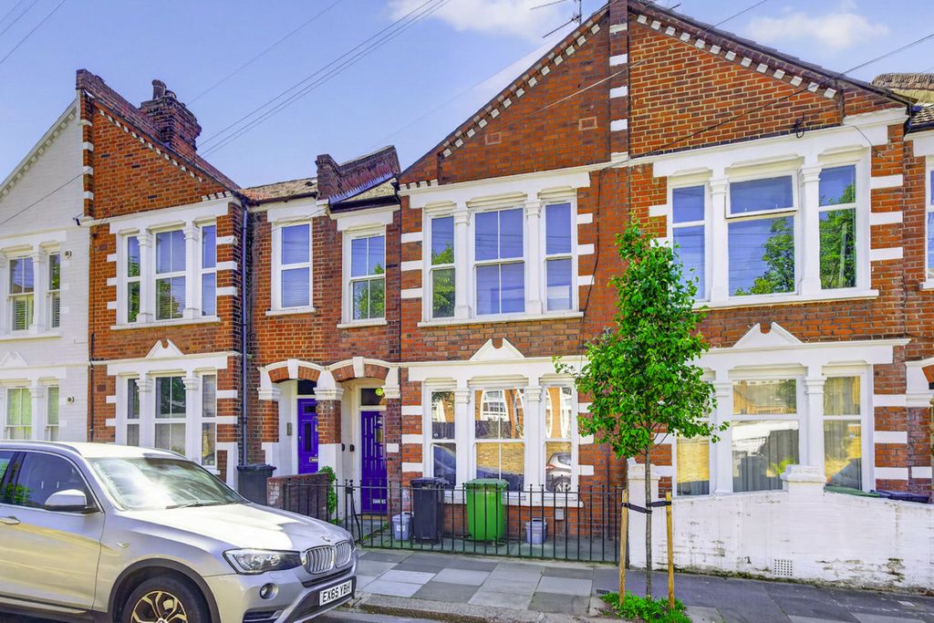 Property photo 1 of 13