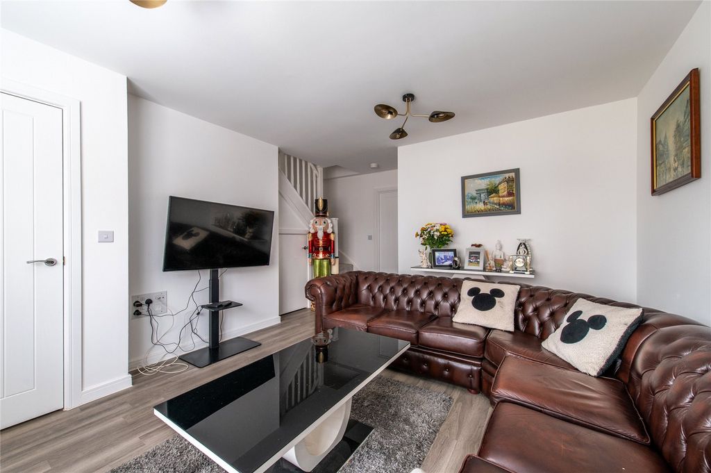 Property photo 2 of 19 Picture 2