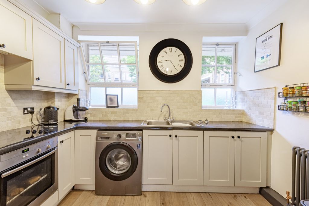 Property photo 3 of 8 888166 (5)