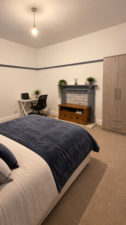 Property photo 2 of 12 Bedroom