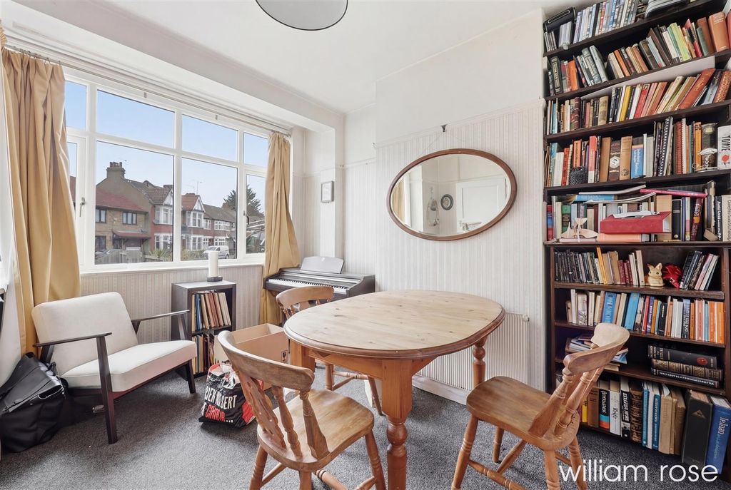 Property photo 3 of 25 Img_8456.Jpg