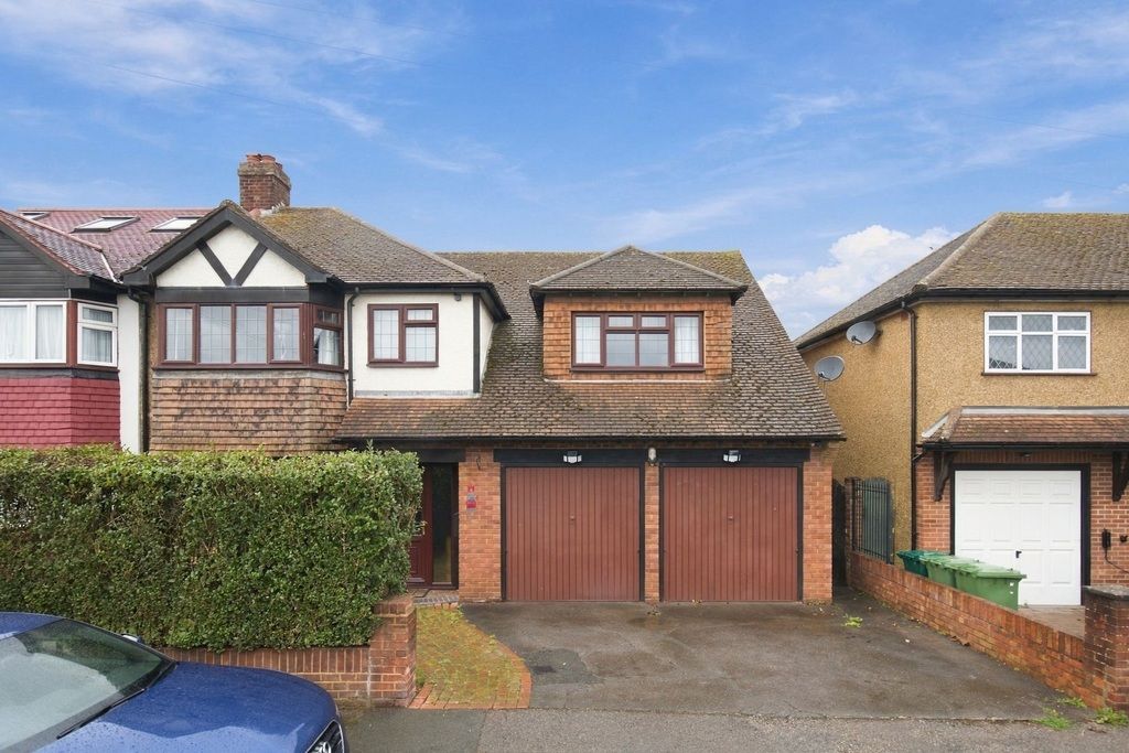 Property photo 1 of 37