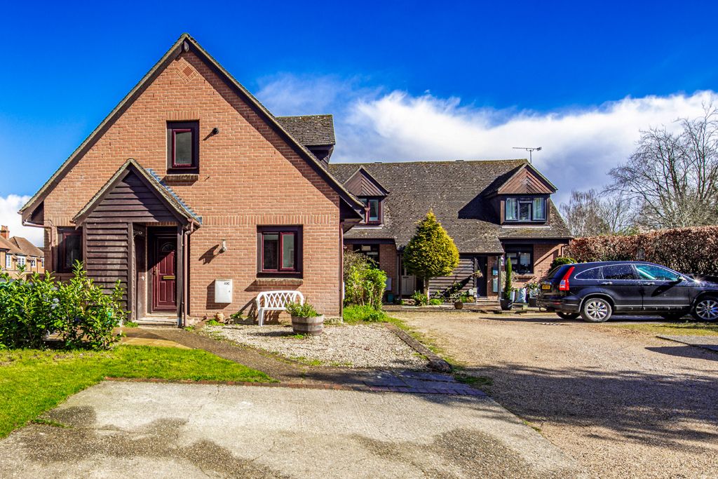 Property photo 1 of 9