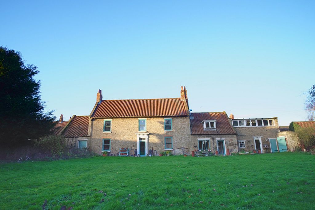 Property photo 3 of 29