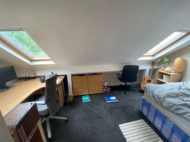 Property photo 3 of 9 Photo 17