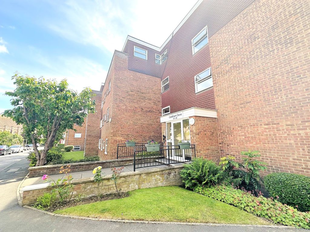 Property photo 1 of 13