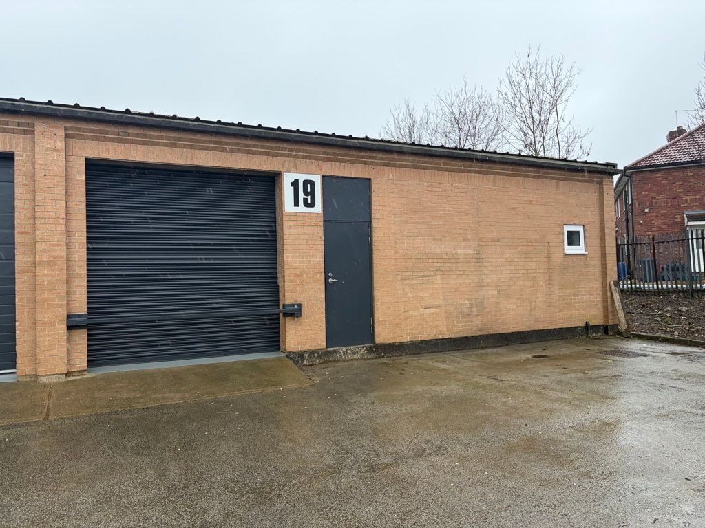 Property photo 1 of 10 Photo 2