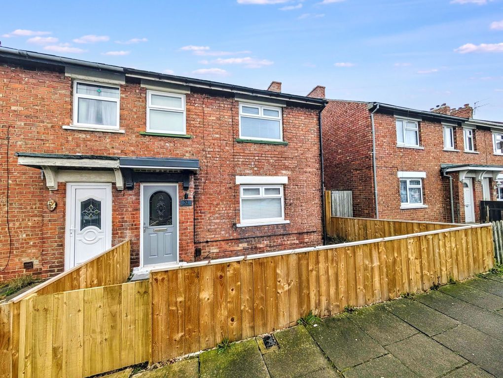 Property photo 1 of 9