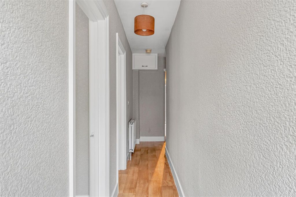 Property photo 3 of 18 3