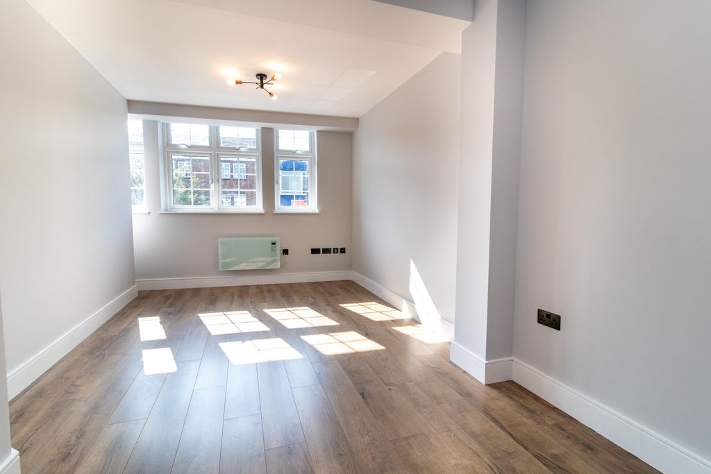 Property photo 2 of 5 Front