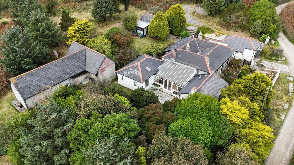 Property photo 2 of 43 Front3.Jpeg