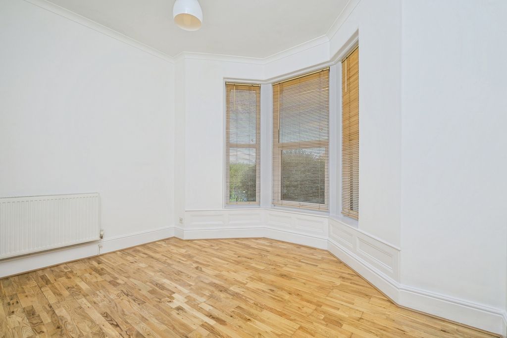 Property photo 3 of 20 Pbox-Img.Jpg