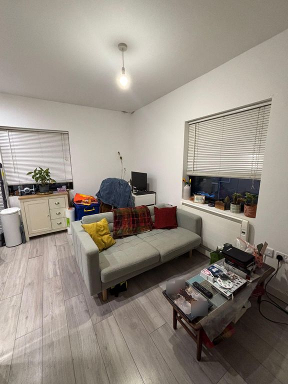 Property photo 3 of 8 Photo 2