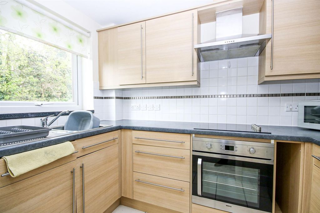 Property photo 3 of 10 7-Img_0116.Jpg