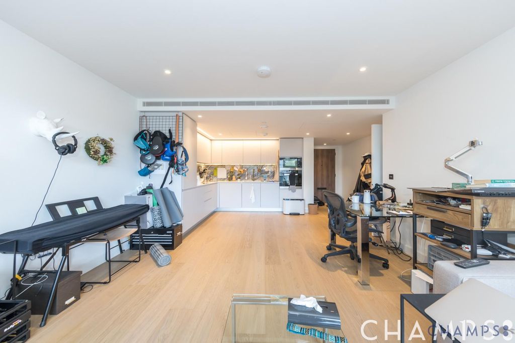 Property photo 1 of 10 1 Bed Apartment For Rent