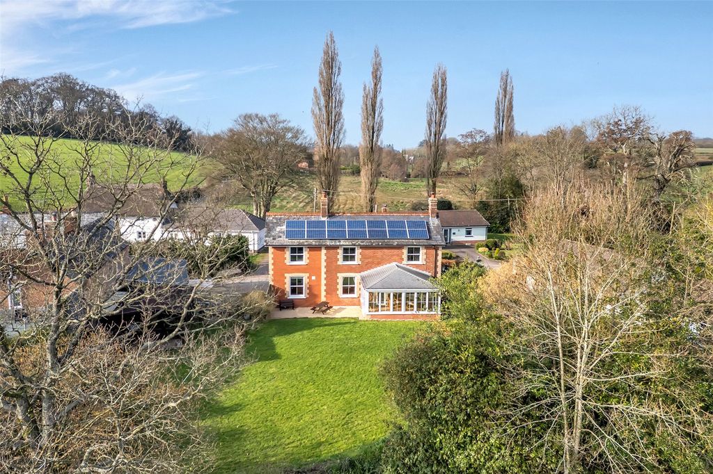 Property photo 1 of 31 Picture No. 51