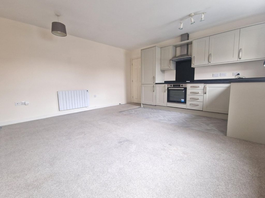 Property photo 3 of 7 Picture No. 29