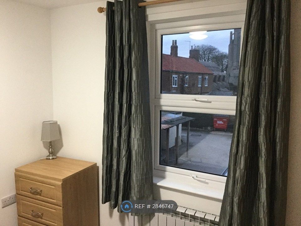 Property photo 1 of 5 On Suite Double Room For Single Occupancy