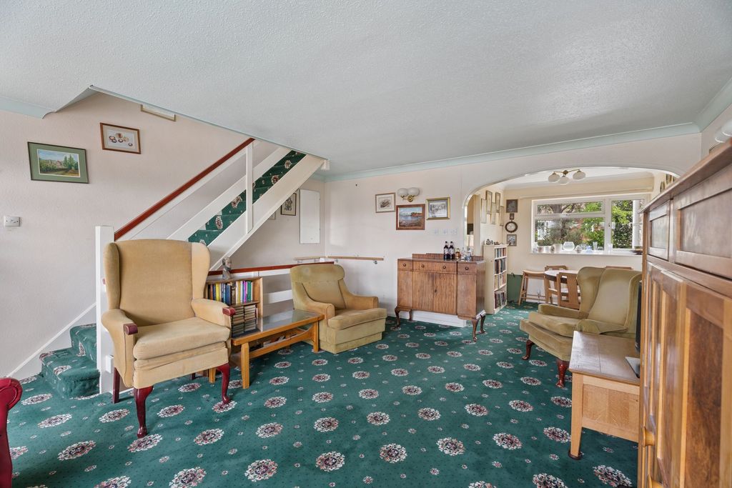Property photo 2 of 15