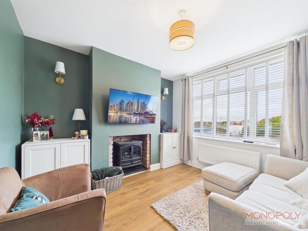 Property photo 2 of 19 Cam03815G0-Pr0378-Still010.Jpg