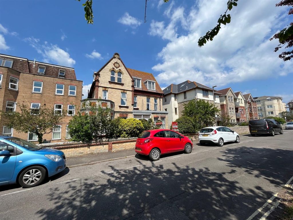 Property photo 1 of 14 4146Streetview.Jpg