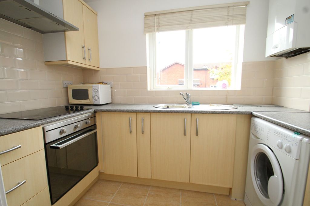 Property photo 3 of 6 Picture No. 12